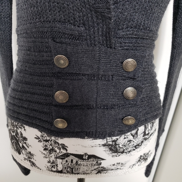 2/$20 Seduction acrylic cardigan - Picture 6 of 8